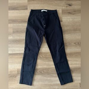 JustFab Woman’s Black Slim-Fit Trousers - Size Small- LIKE NEW